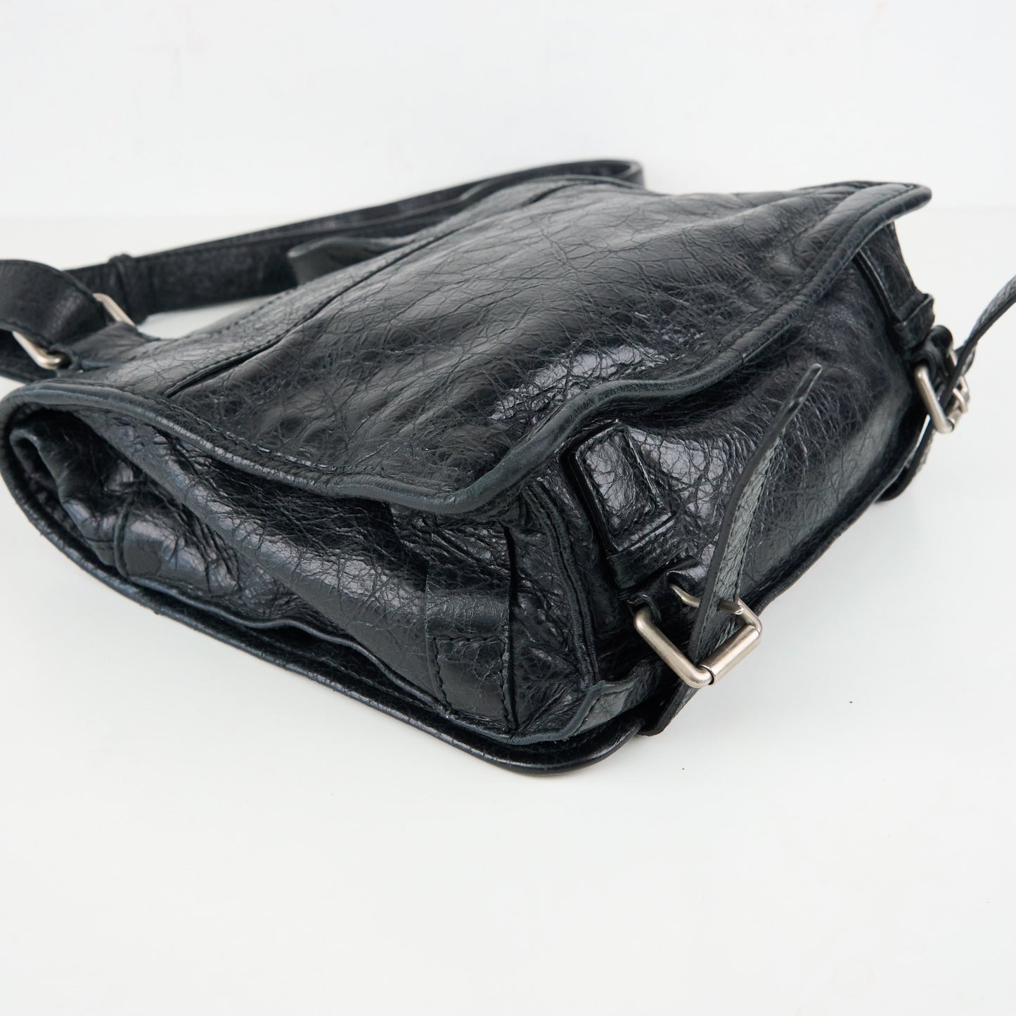 Balenciaga |Black messenger shoulder bag Archive city Leather