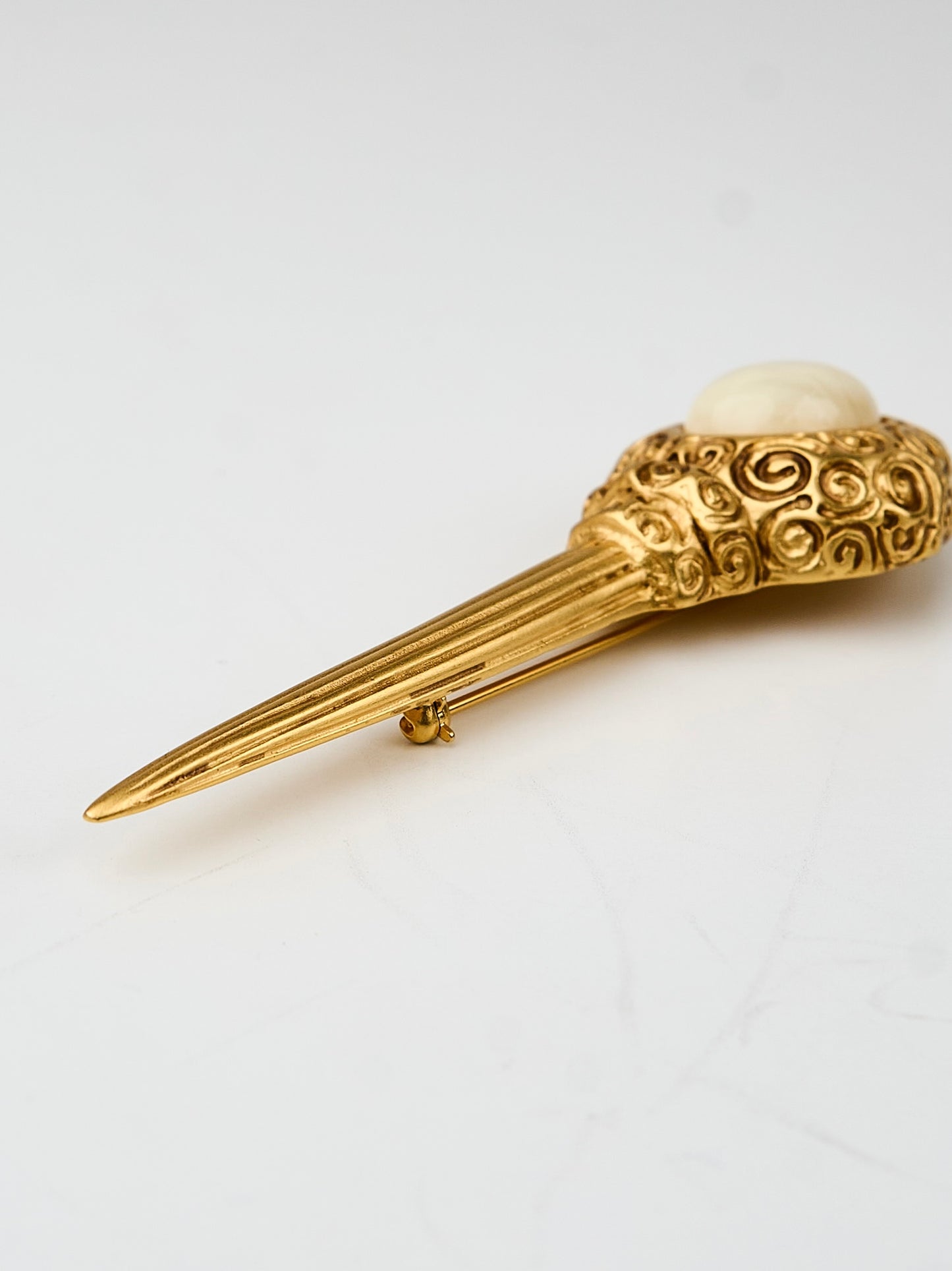 Givenchy| Vintage Brooch Gold Plated