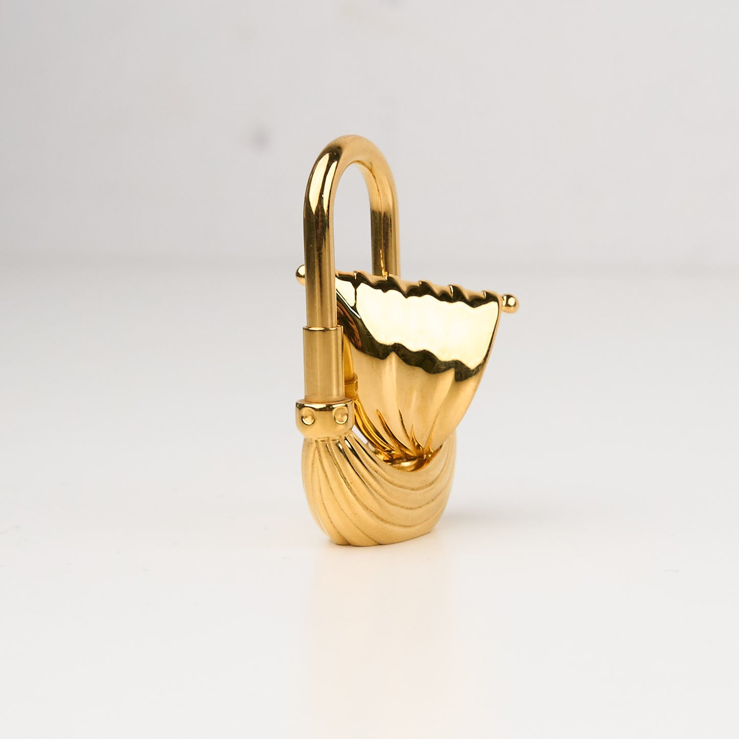 Hermes| L'Air De Paris Cadena Lock Gold 2006