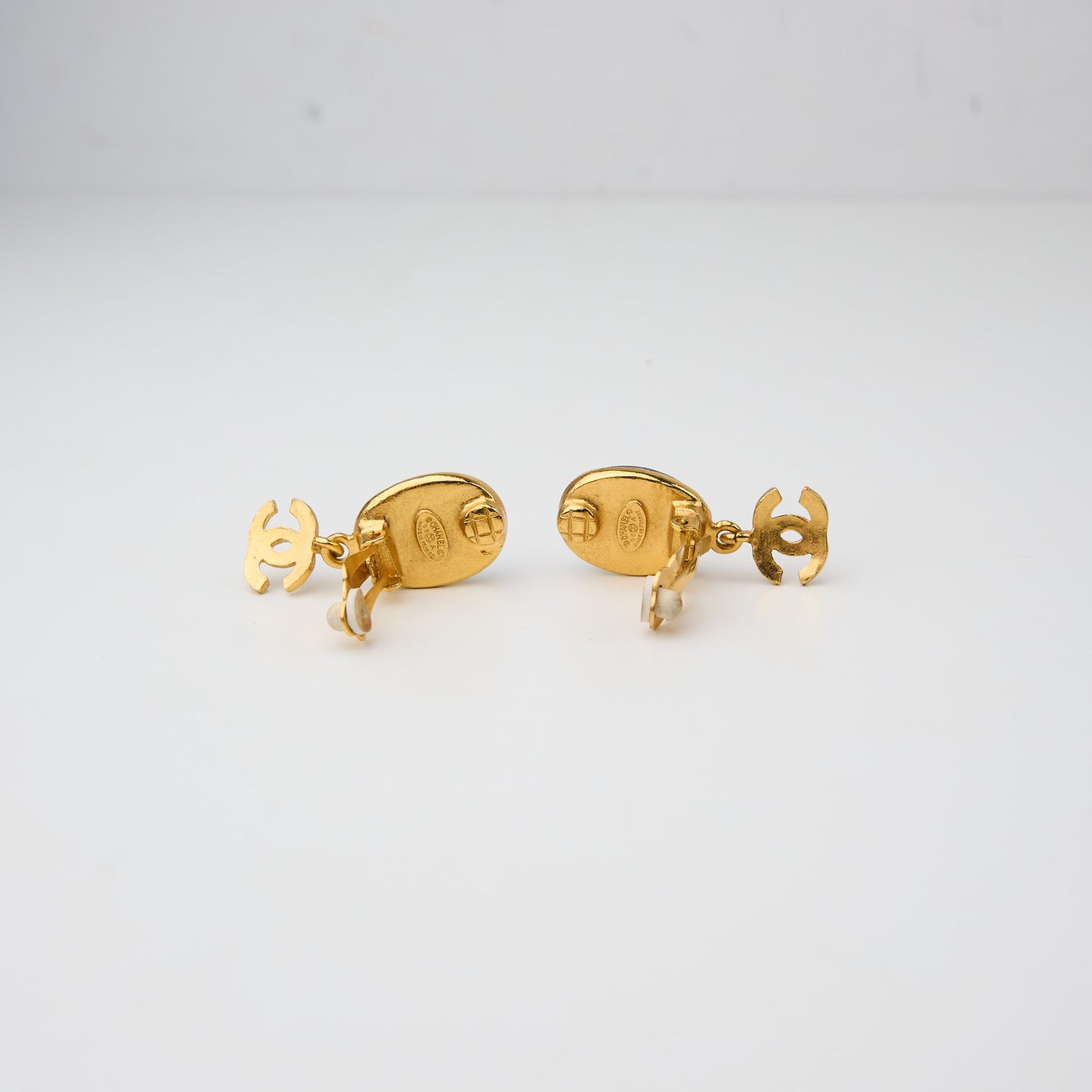 Chanel|Vintage Gold plated Earrings Lapis 96A