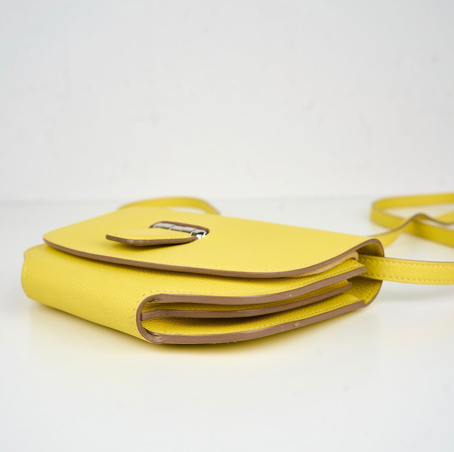 Hermes| Convoyeur mini shoulder bag Lime Evercolor 2017