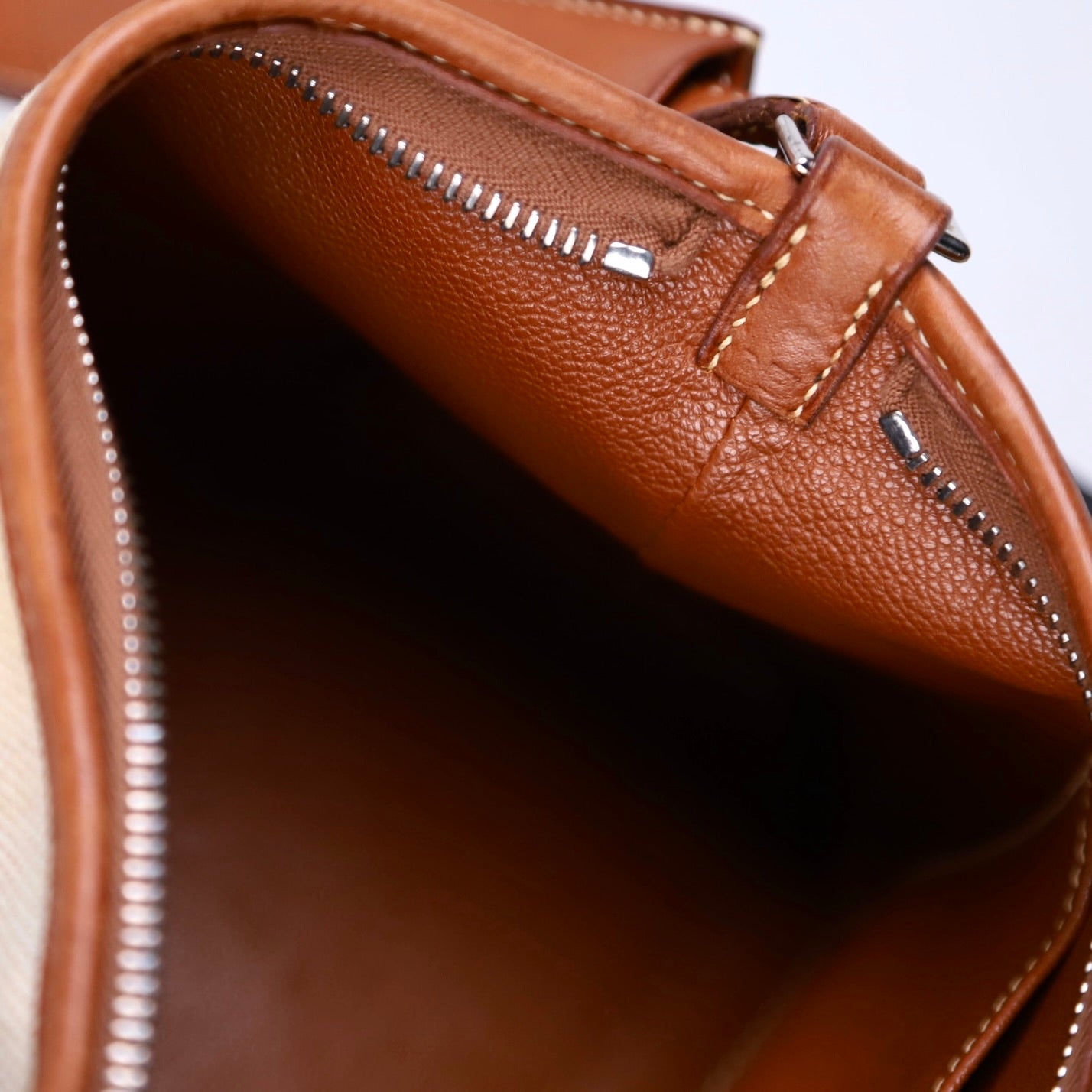 Hermes| Berlingot Shoulder Bag Barenia/Toile 2001