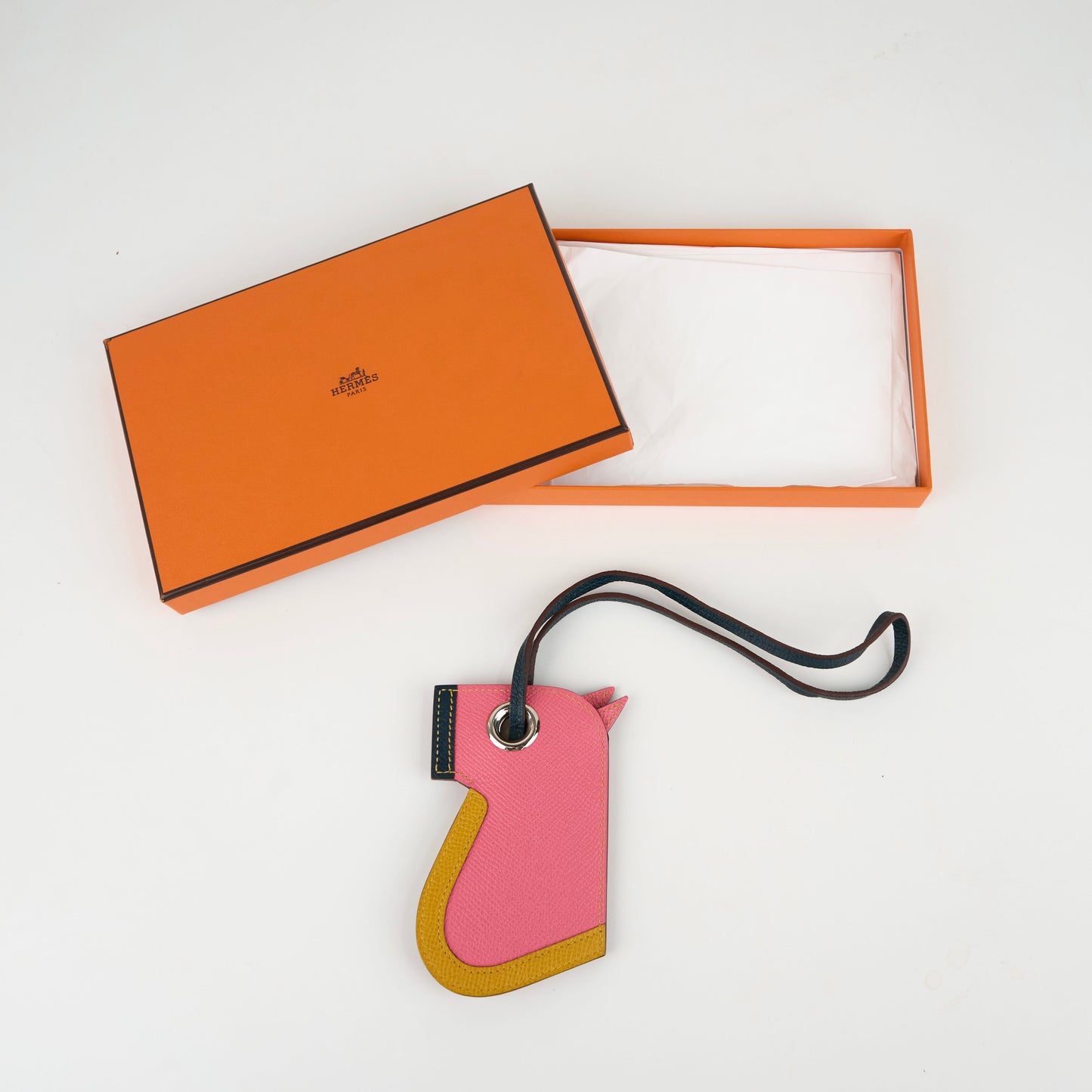 Hermes|Epsom Camail Key Holder Rose 2018