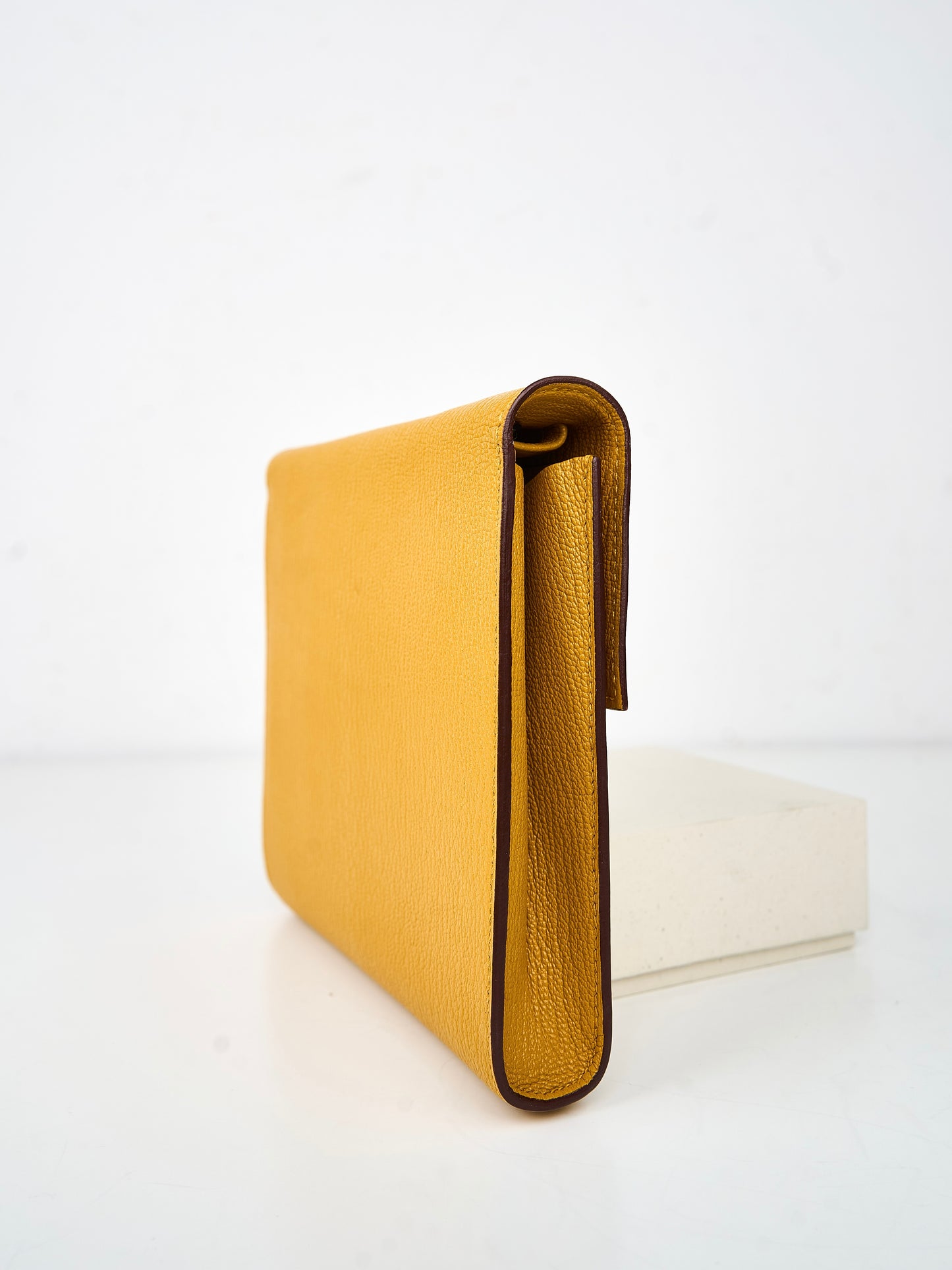 Hermes| Clic 16 shoulder bag Jaune ambre Cherve 2019