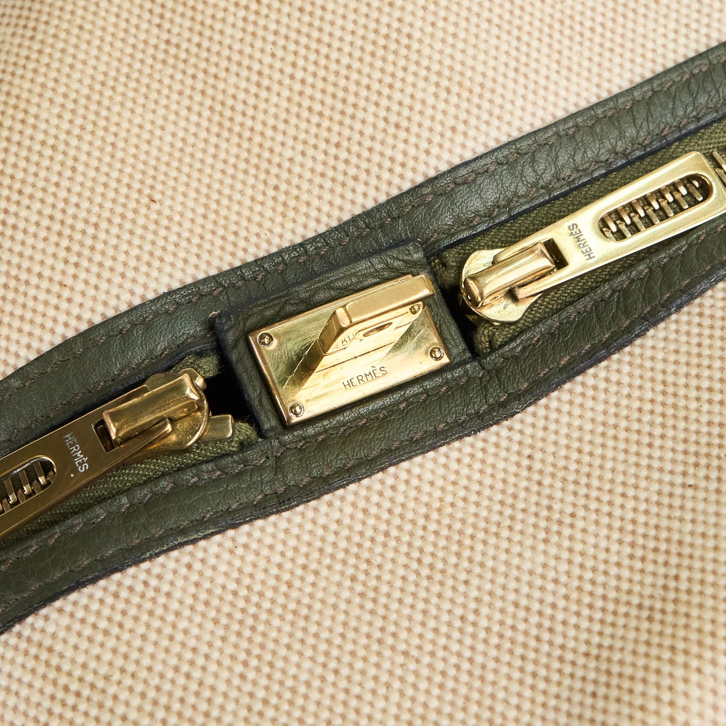 Hermes| Victoria 43 Olive Green Tolie 2011