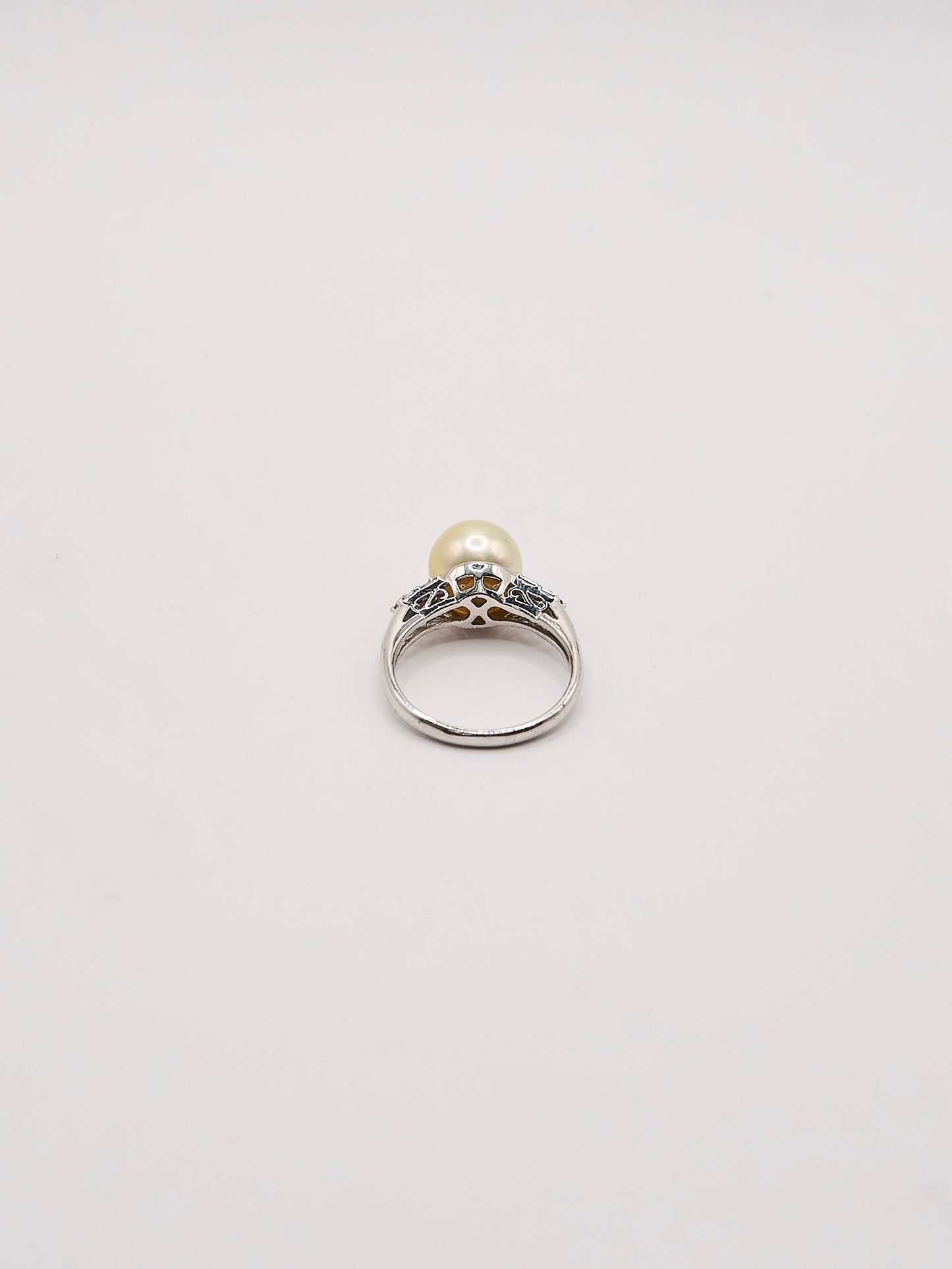 9.2mm Akoya Pearl Diamond Ring #11