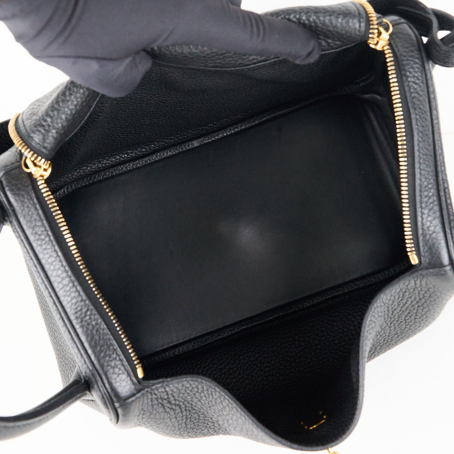 Hermes| Lindy 30 2-way Handbag Black Taurillon Clemence 2011