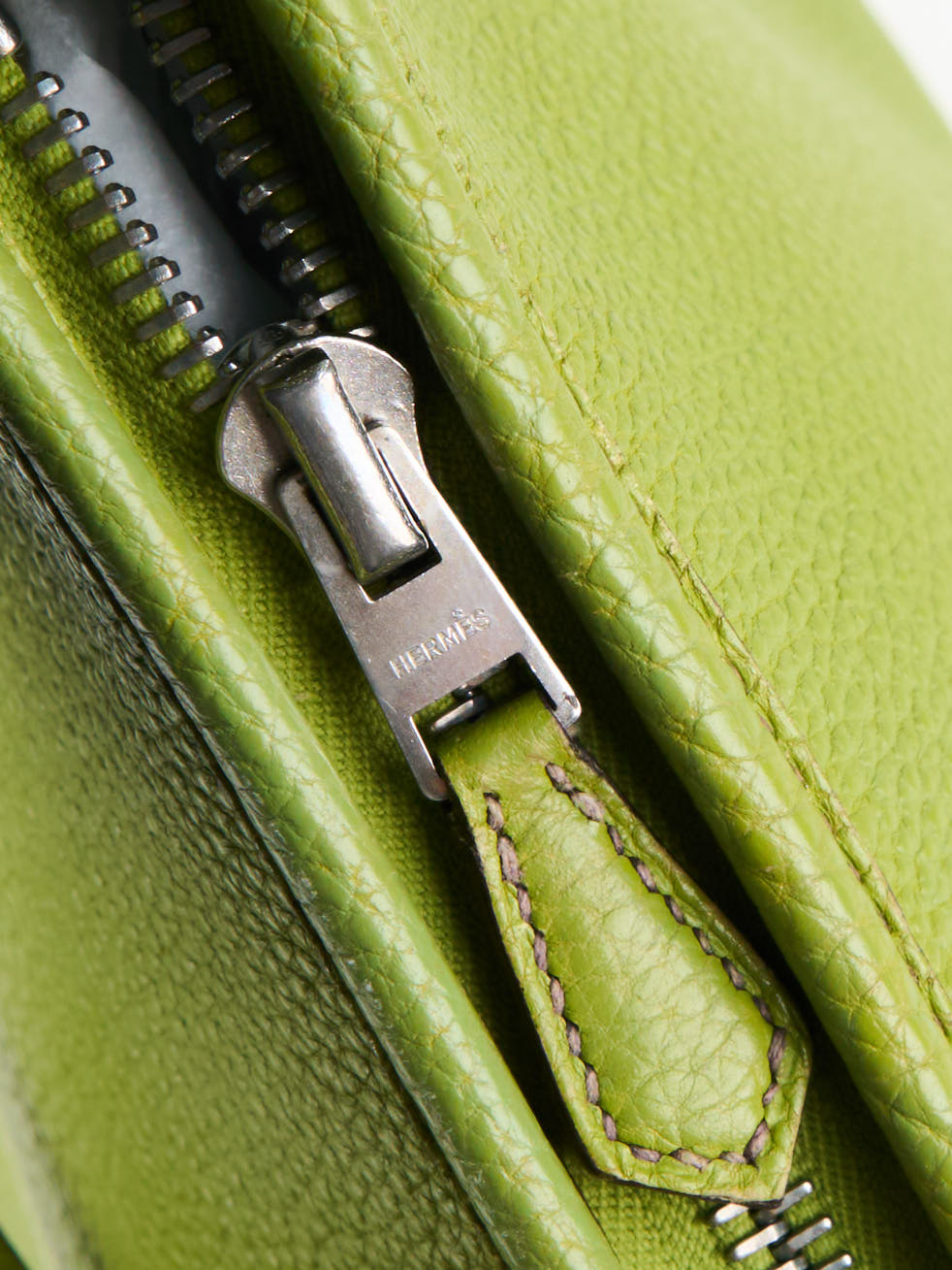 Hermes| Berlingot Shoulder Bag Togo Vert Anis 2001