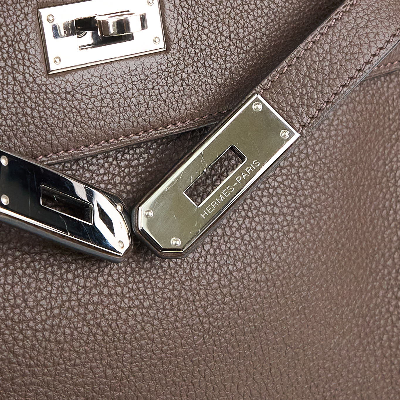 Hermes| Kelly 28 Handbag Togo Chocolate 2007