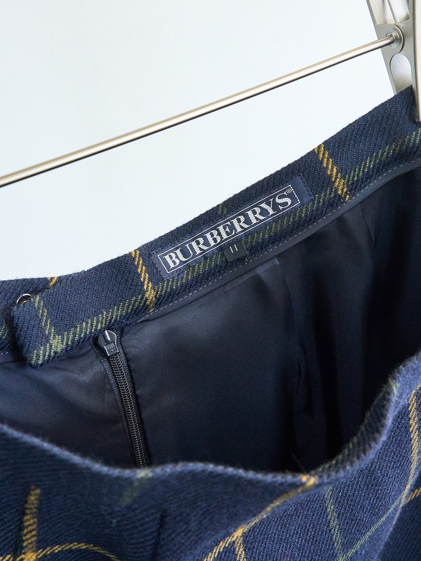 Burberry | wool Jacket &skirt Setup