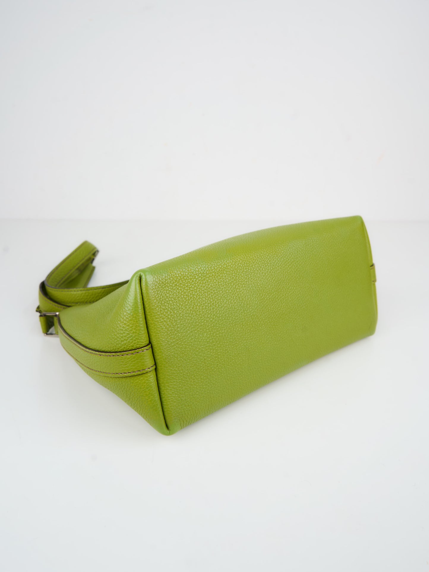 Hermes| Berlingot Shoulder Bag Togo Vert Anis 2001