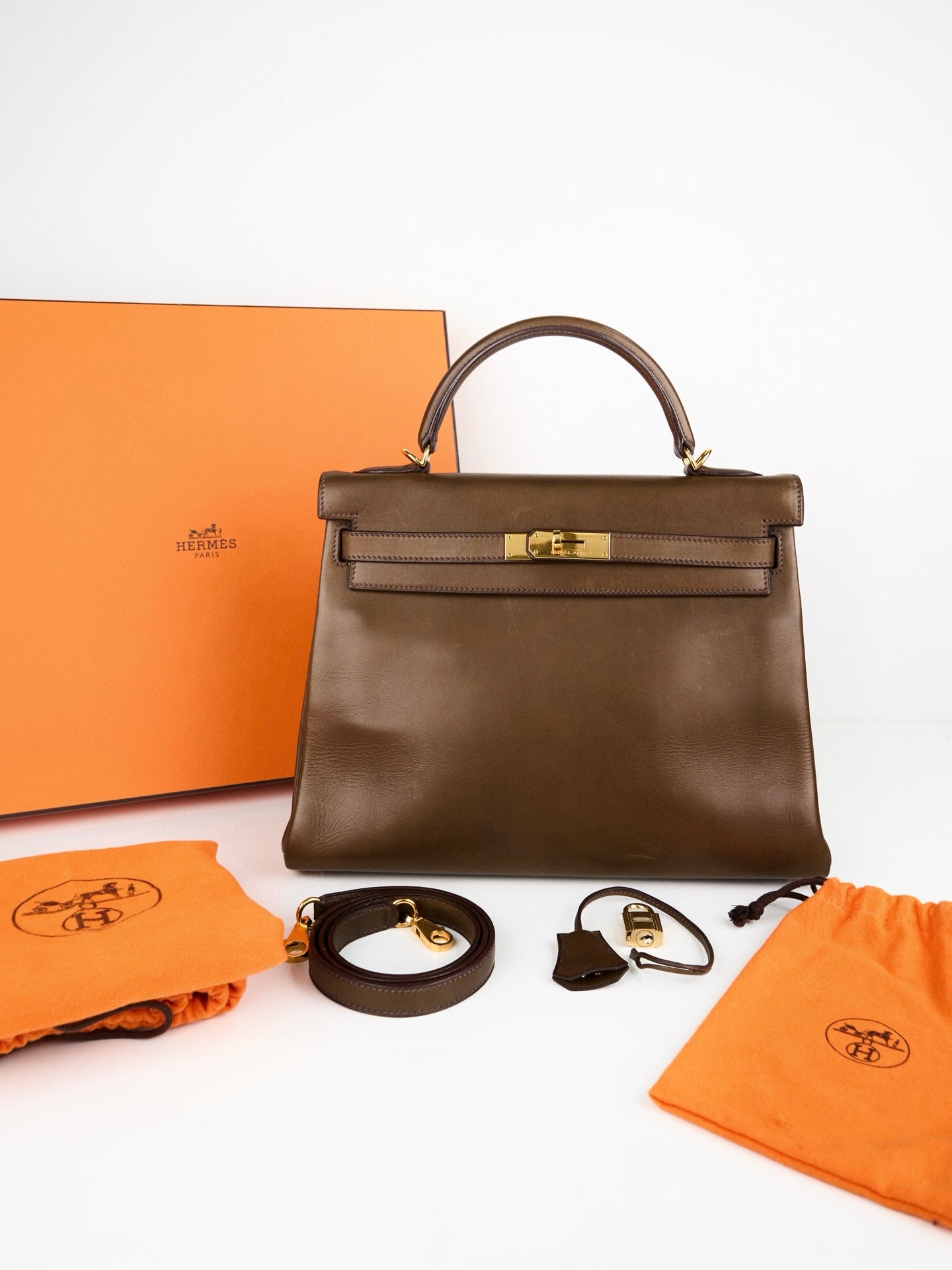Hermes| Kelly 32 Handbag Barenia Vert Olive 2001