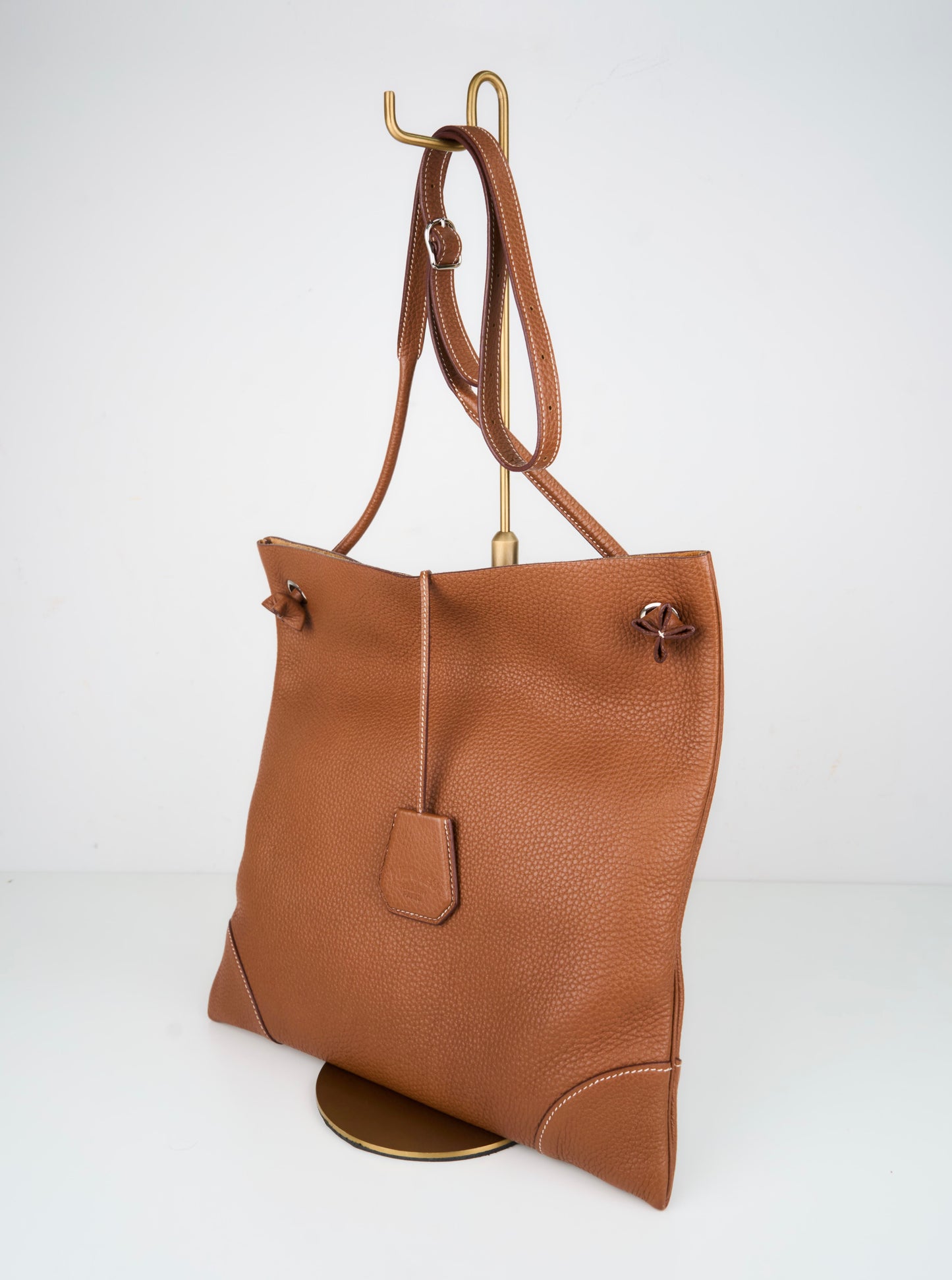 Hermes| Silky City shoulder bag Gold Togo 2020