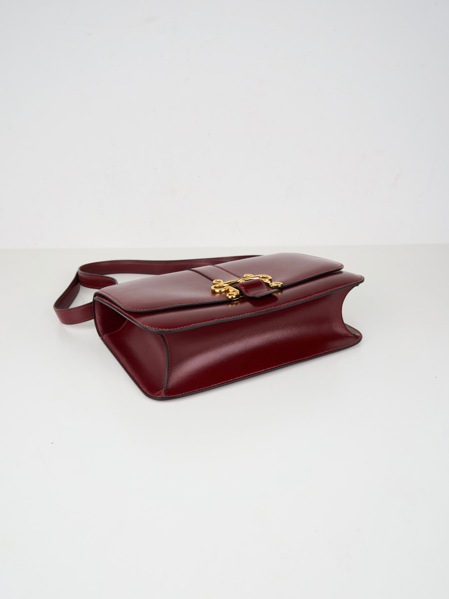 Hermes | sologne Vintage Shoulder Bag box calf burgundy 1981
