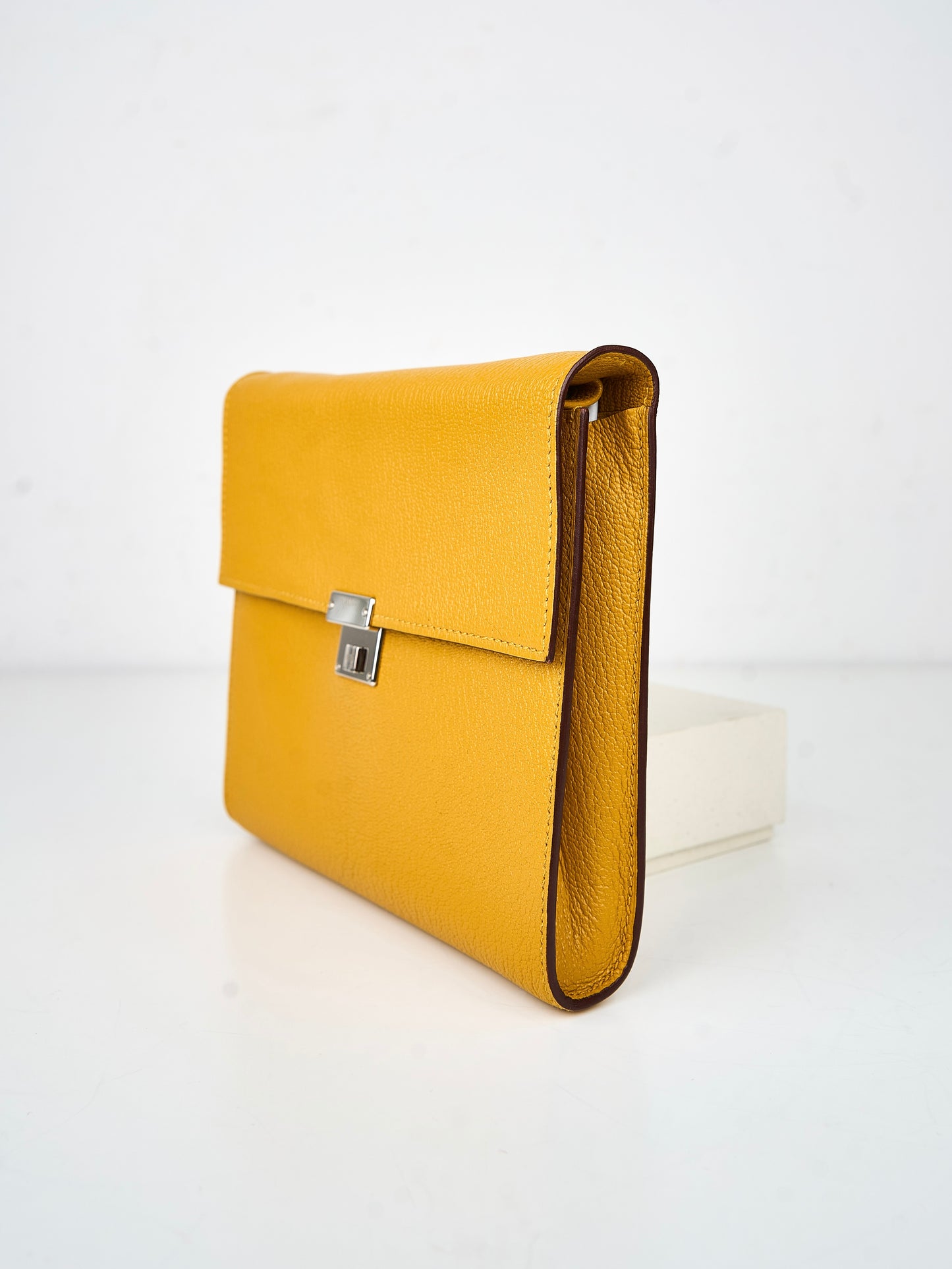 Hermes| Clic 16 shoulder bag Jaune ambre Cherve 2019