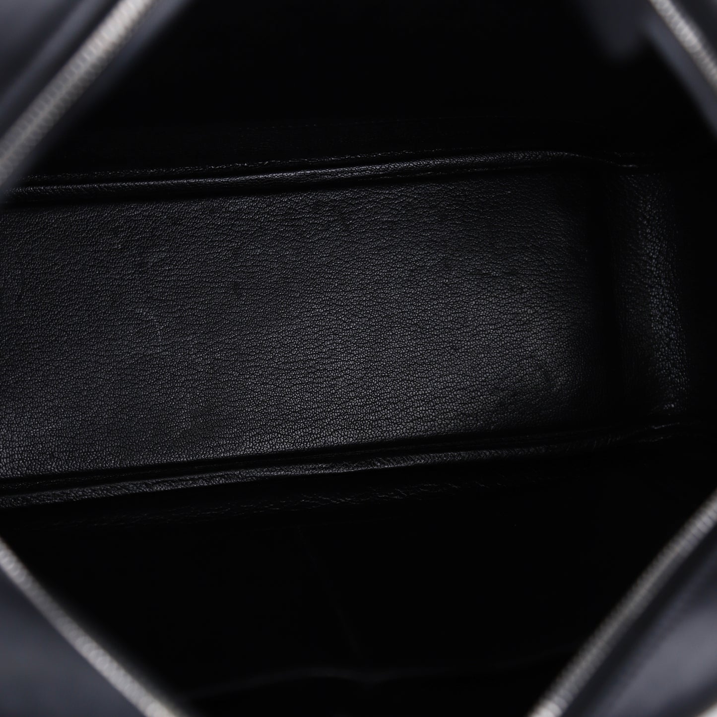 Hermes| Plume 32 Handbag Black Waffle 2000