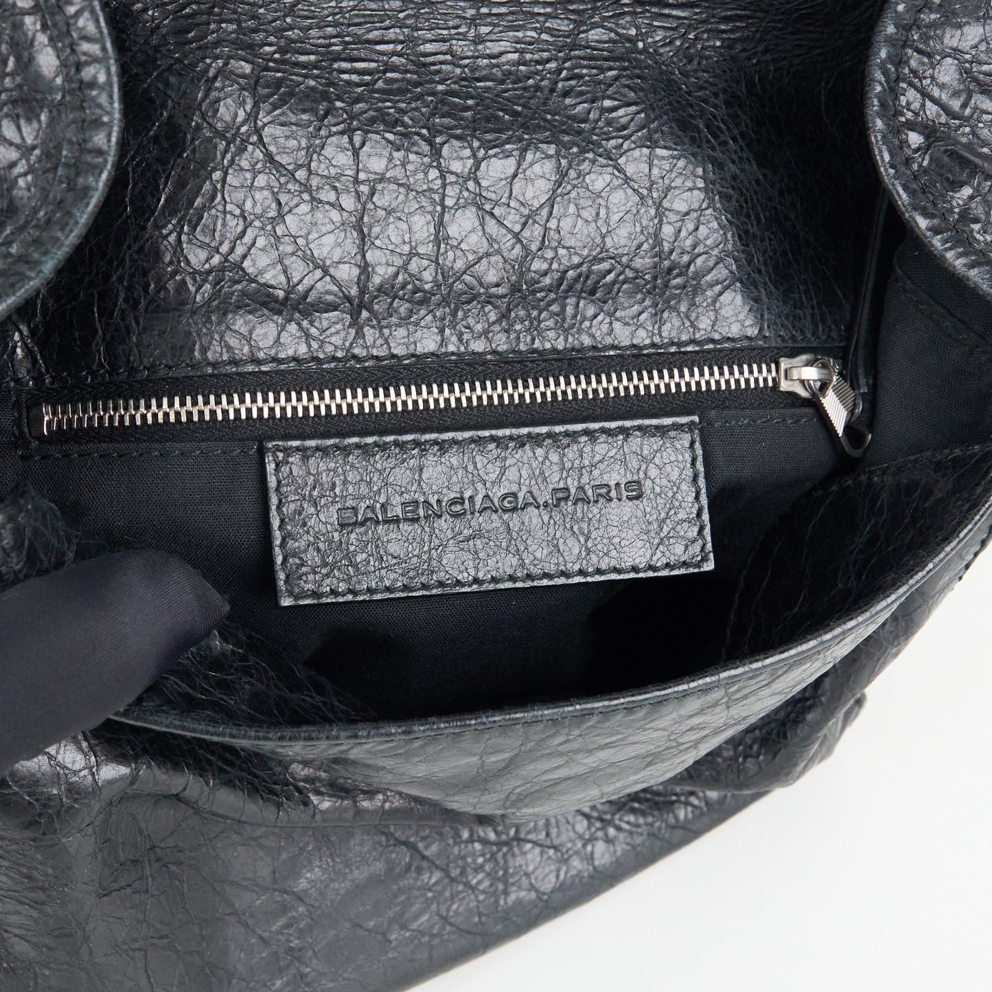 Balenciaga |Black messenger shoulder bag Archive city Leather