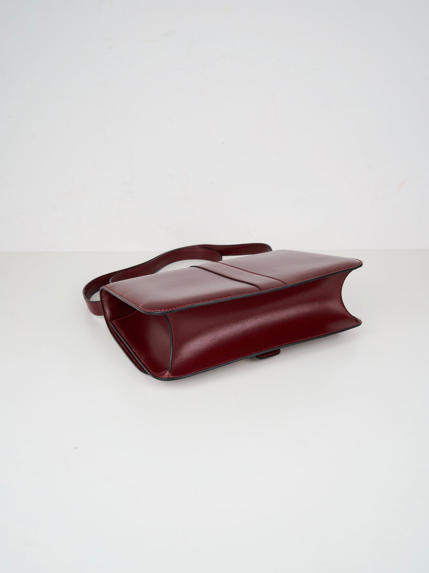Hermes | sologne Vintage Shoulder Bag box calf burgundy 1981