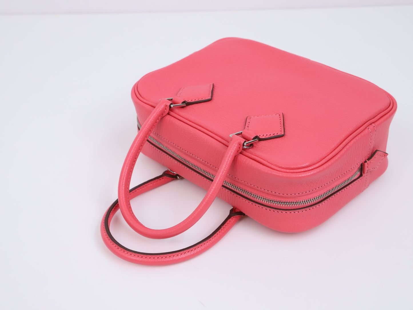 Hermes| Plume Mini II Handbag /shoulderbag Rose lipstick 2018 Cherve