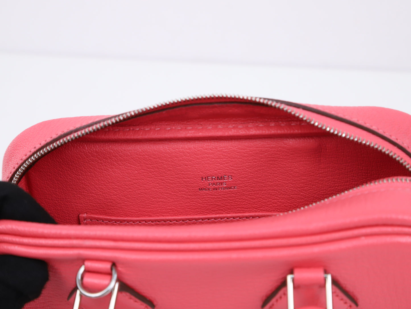 Hermes| Plume Mini II Handbag /shoulderbag Rose lipstick 2018 Cherve