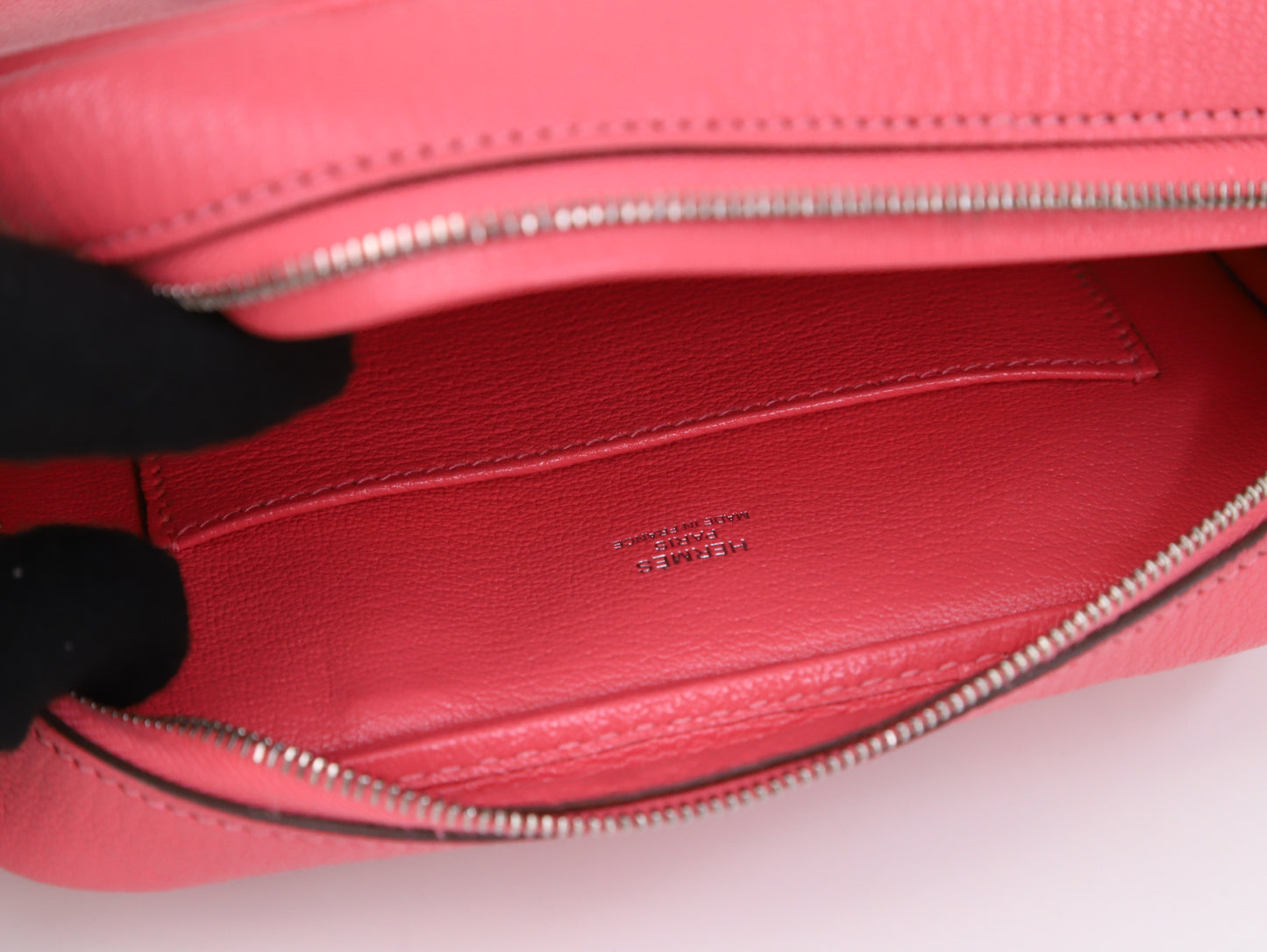 Hermes| Plume Mini II Handbag /shoulderbag Rose lipstick 2018 Cherve