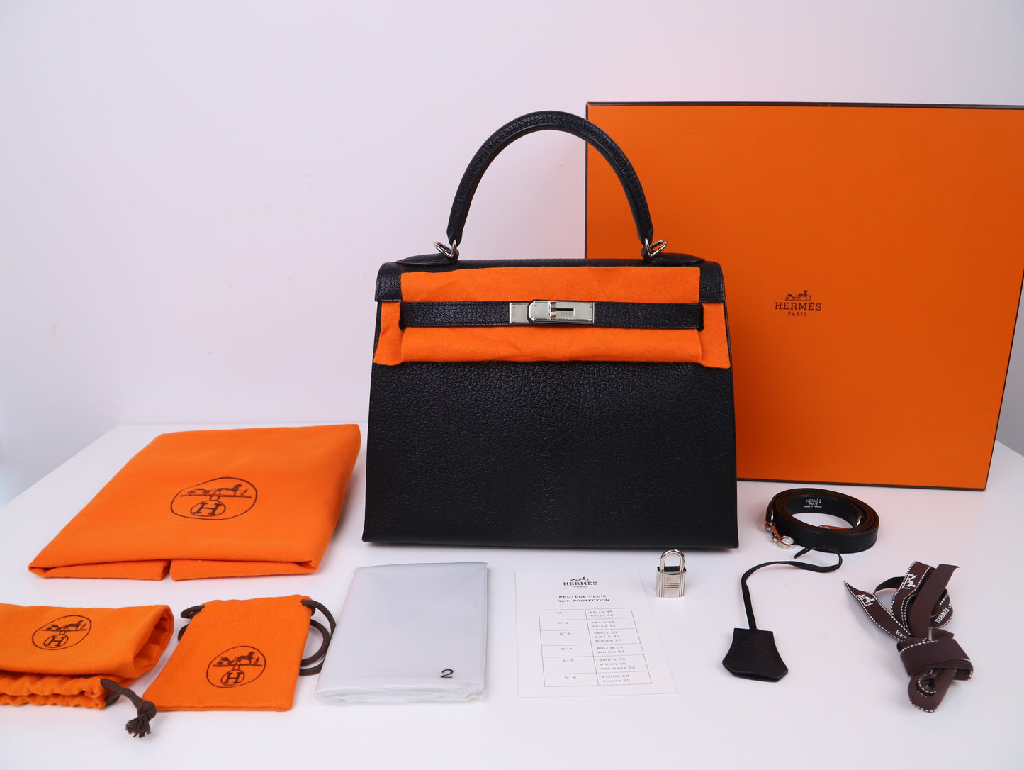Hermes|Kelly 28黑色山羊皮手提包 口J 2006