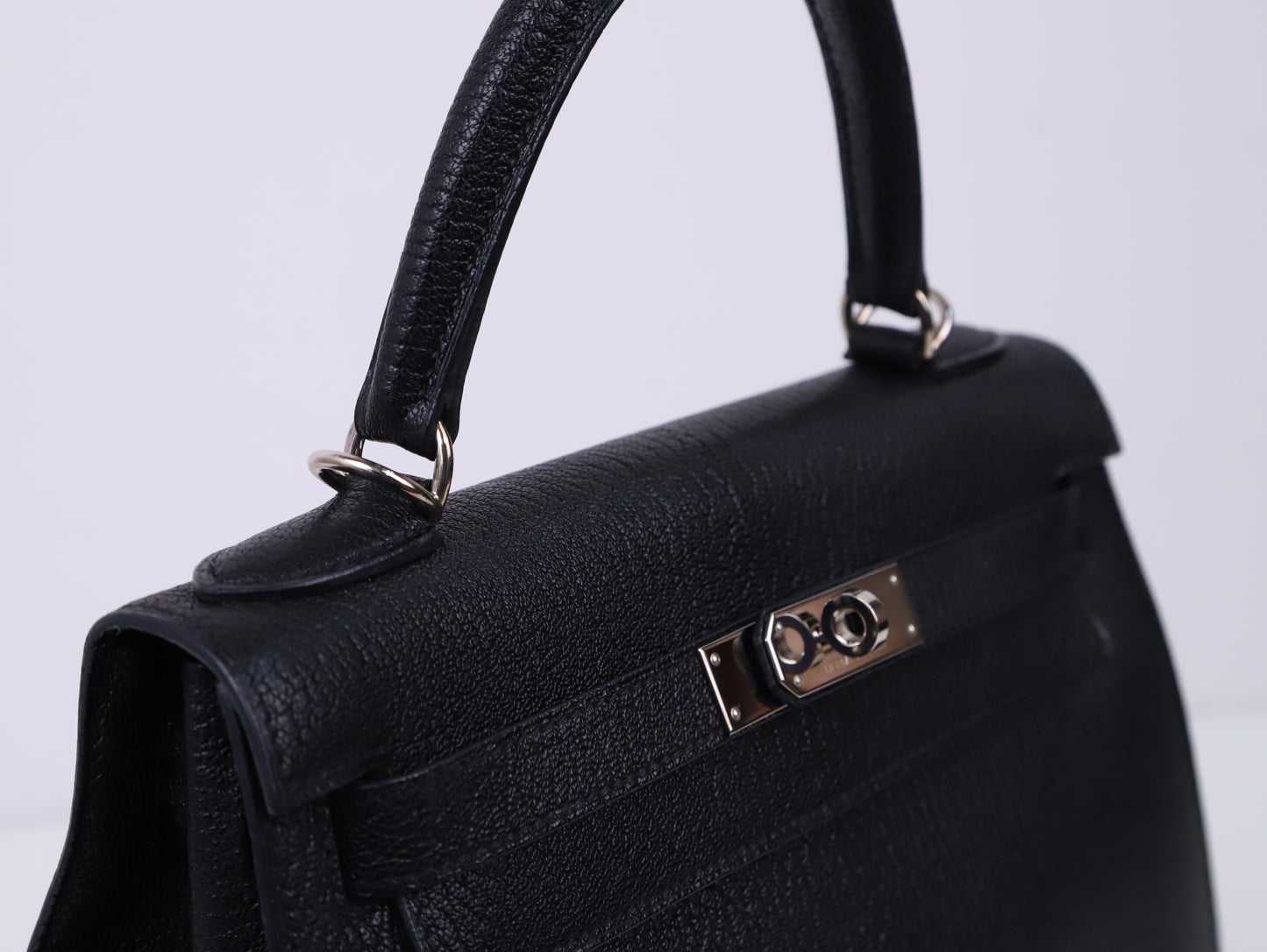 Hermes|Kelly 28黑色山羊皮手提包 口J 2006