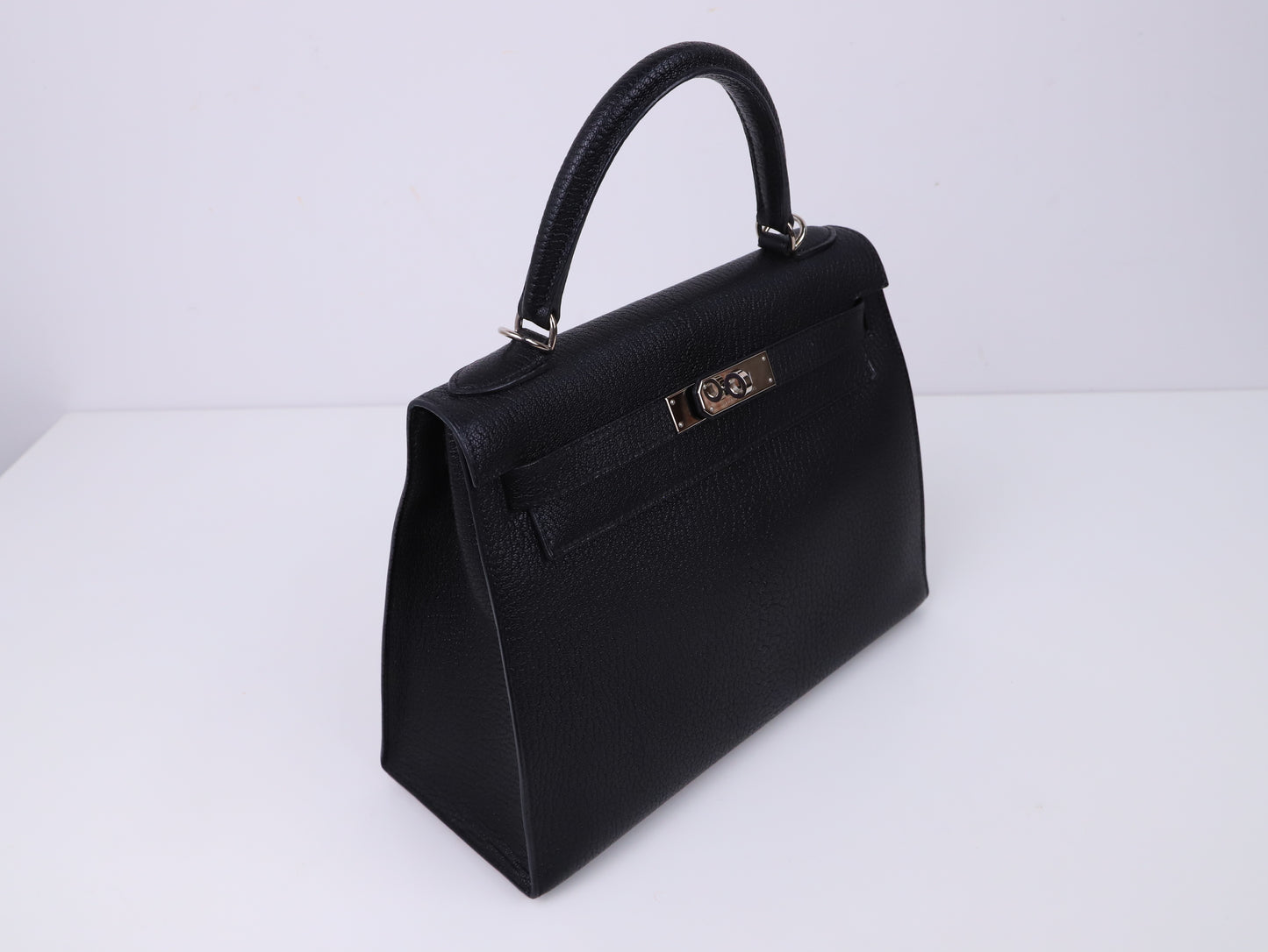 Hermes|Kelly 28黑色山羊皮手提包 口J 2006