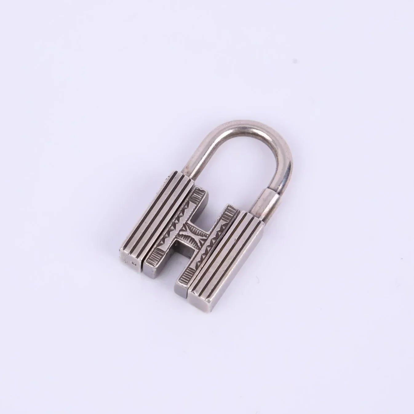 Hermes Touareg H Cadena Silver S925 , back side view