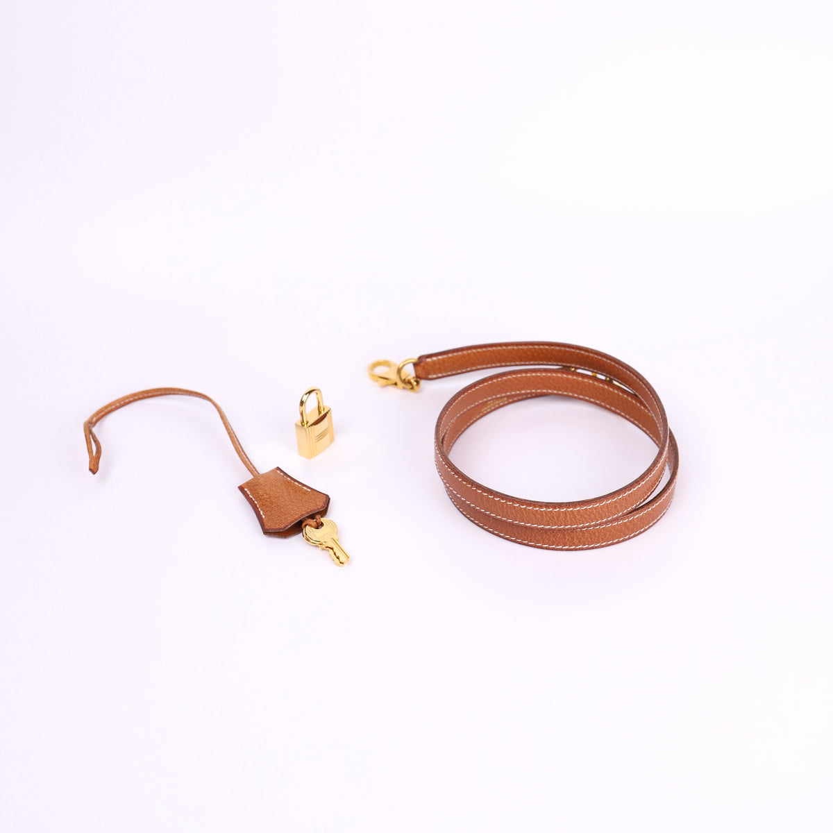Hermes Kelly 32 in Peau De Porc/Pig Skin Gold 1991 GHW, shoulder strap, padlock,clochette