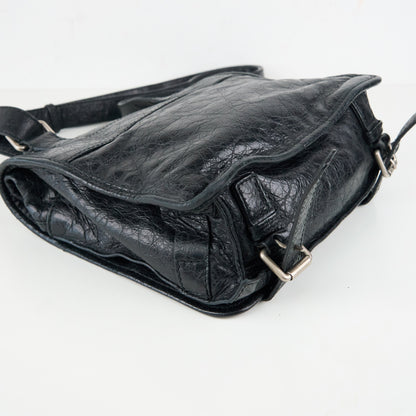 Balenciaga ｜Black messenger shoulder bag Archive city Leather