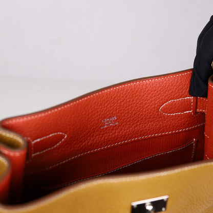 Hermes｜ So Kelly 22 Handbag Kraft/Sanguine Taurillon Clemence 2011