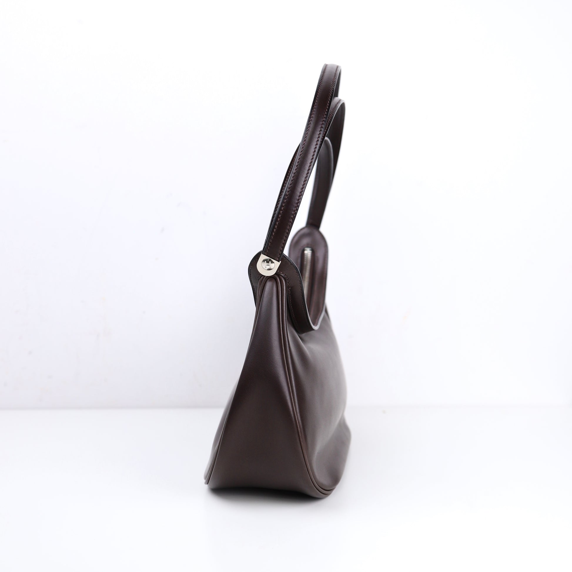 Hermès Caporal Handbag in Evercalf Ebene,left side view 