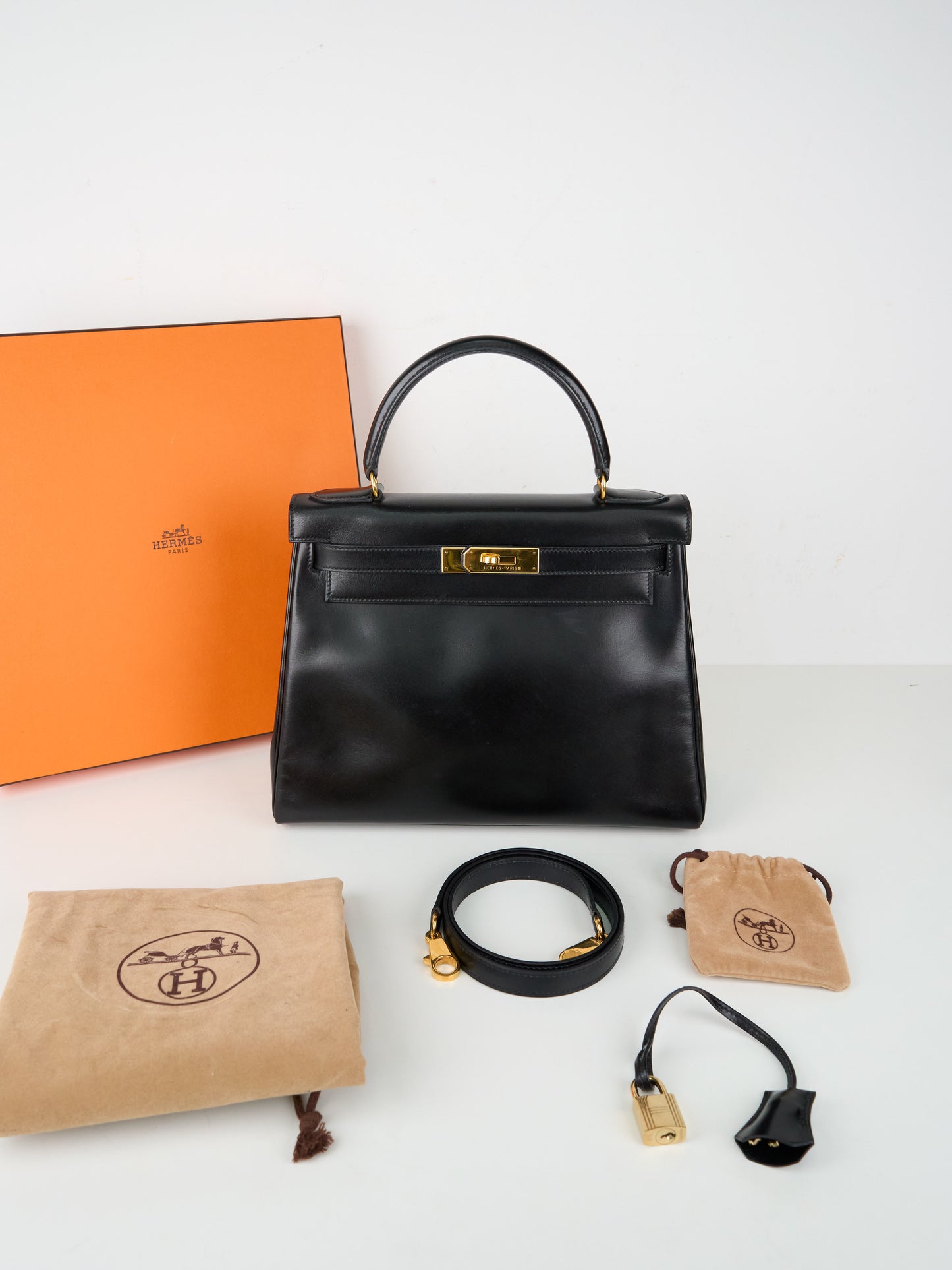 Hermes｜ Kelly28 Handbag Box calf 1992