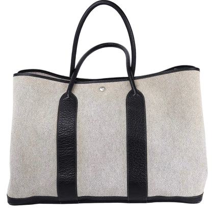 Hermes Garden Party GM Handbag in Buffalo Toile Noir / Naturel 2002,front view
