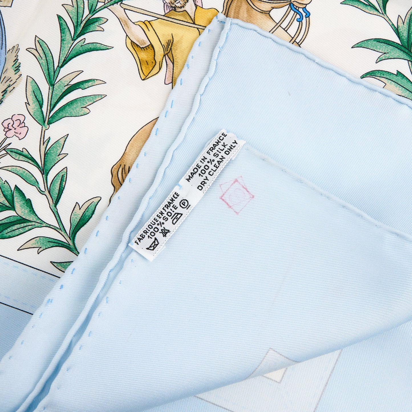 Hermes | 100% Silk Scarf Carre 90 Actuals Scarf Parameters