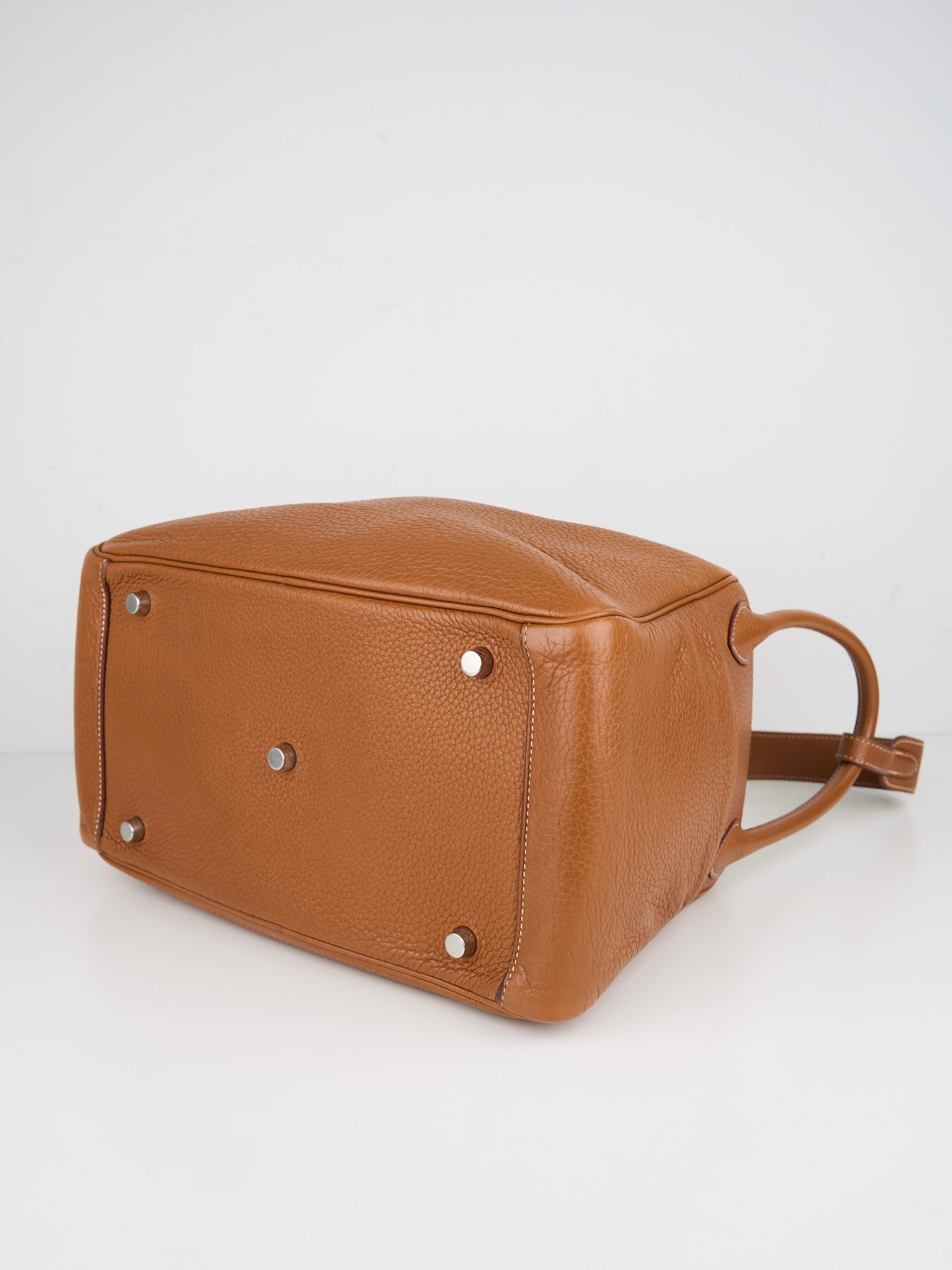 Hermes｜ Lindy 30 Shoulder bag Gold Taurillon Clemence 2014