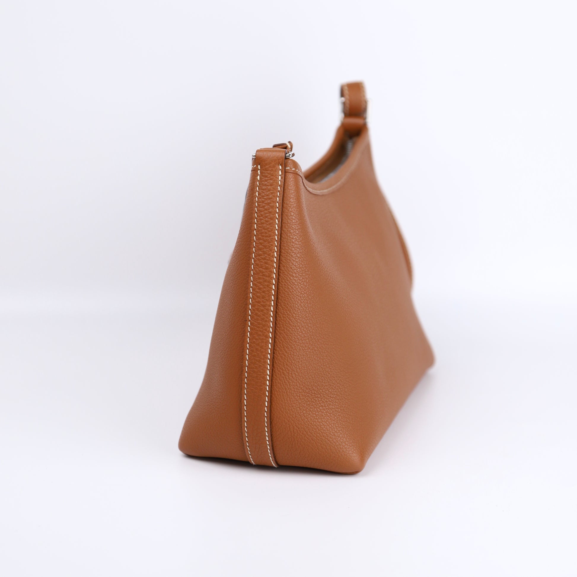 Hermes Berlingot Shoulder Bag in Togo Gold 2002, right side