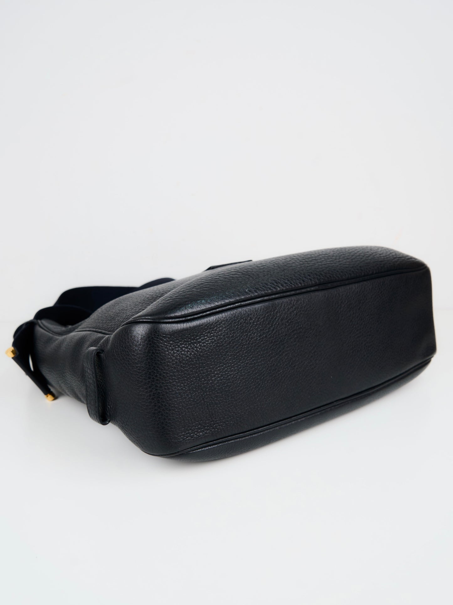 Hermes｜Tsako Black shoulder Bag Taurillon Clemence 1997