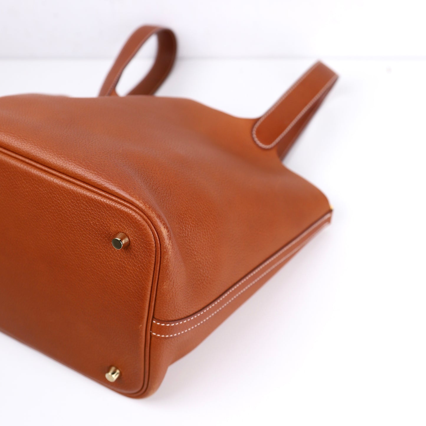 Hermès Picotin MM Fauve Barenia Faubourg,corner 4