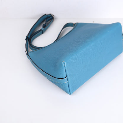 Hermes Berlingot Shoulder Bag in Togo Blue Jean 2003，corner4