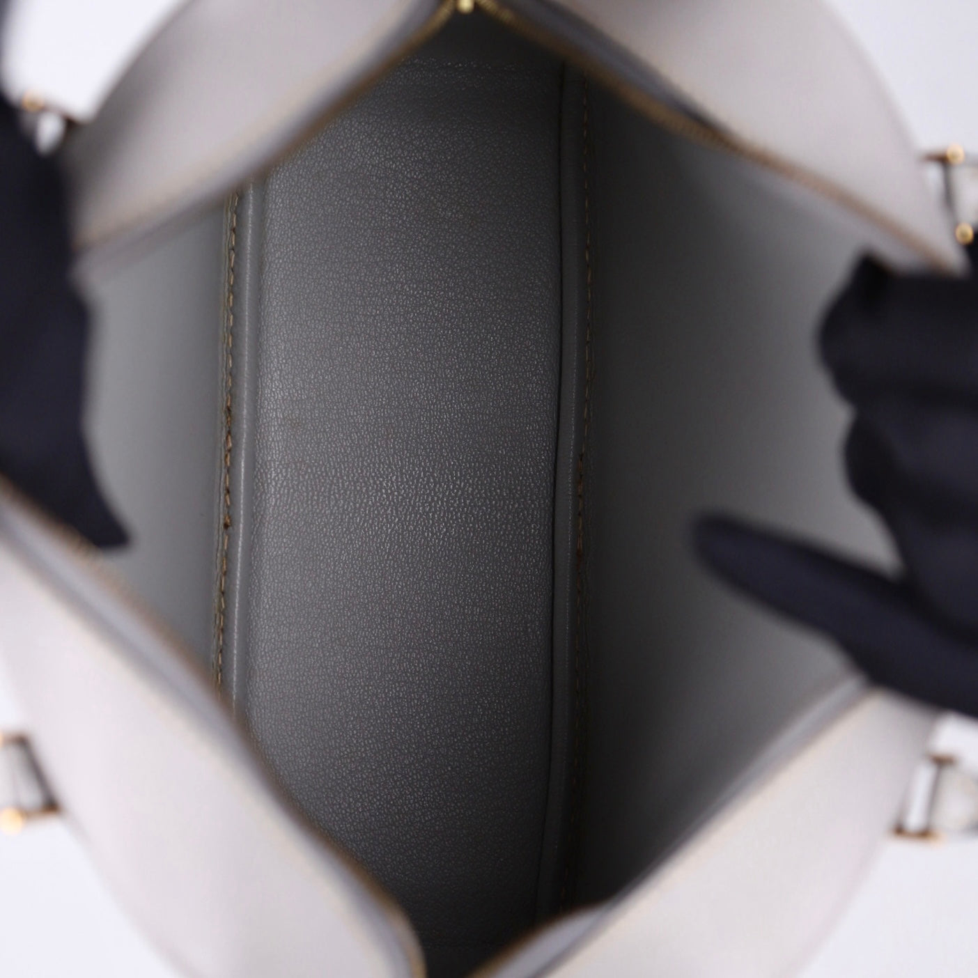 Hermes｜ Plume Mini  Handbag Plume 20 Box Calf Gris Perle 2011