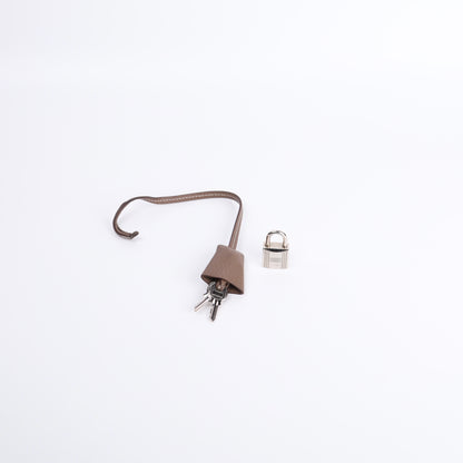 Hermes Victoria 35 Handbag in Taurillon Clemence Etoupe 2015, padlock,  key, clochette
