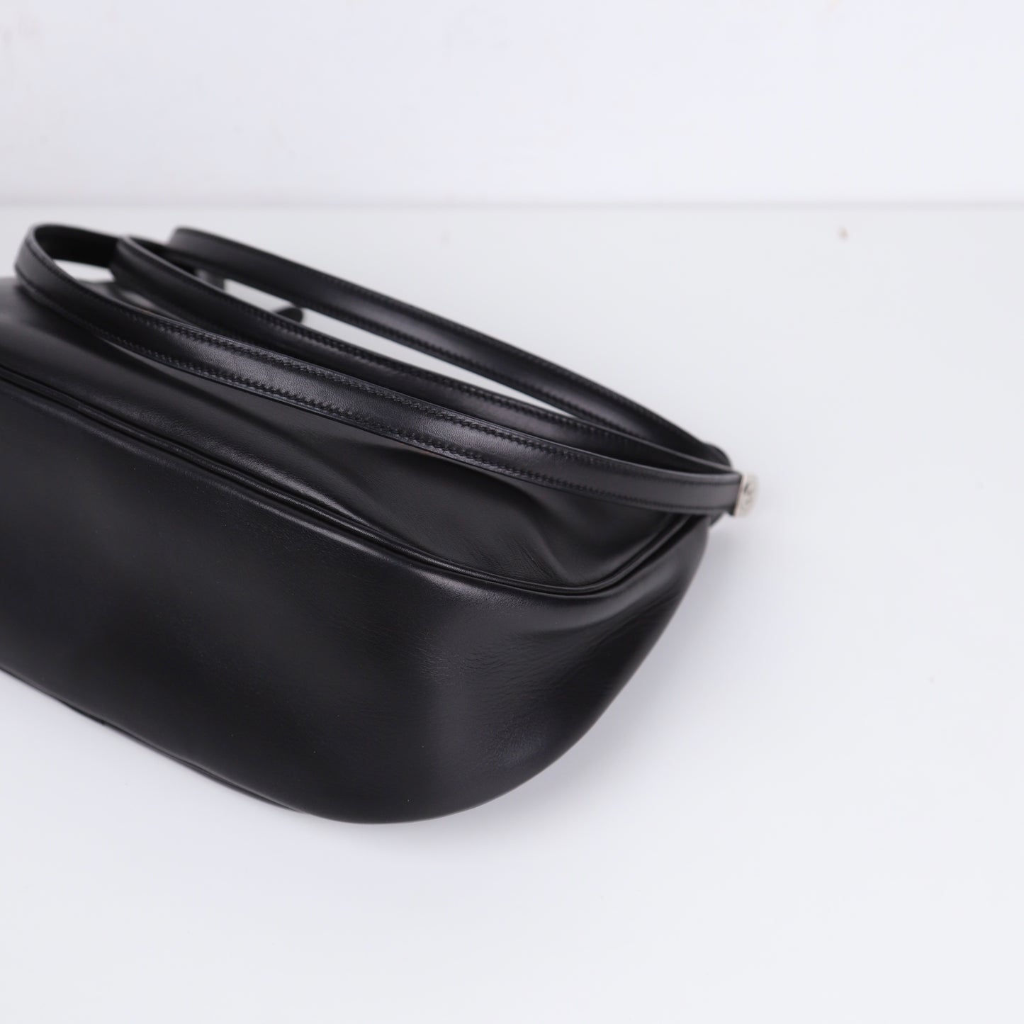Hermes｜Caporal Handbag Evercalf Black 2002  Margiela