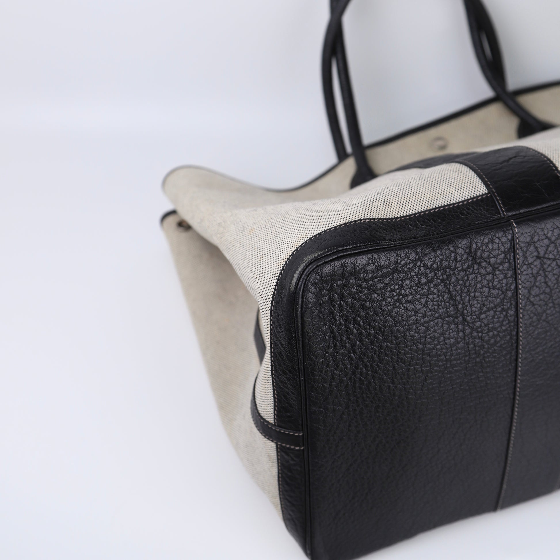 Hermes Garden Party GM Handbag in Buffalo Toile Noir / Naturel 2002, corner3