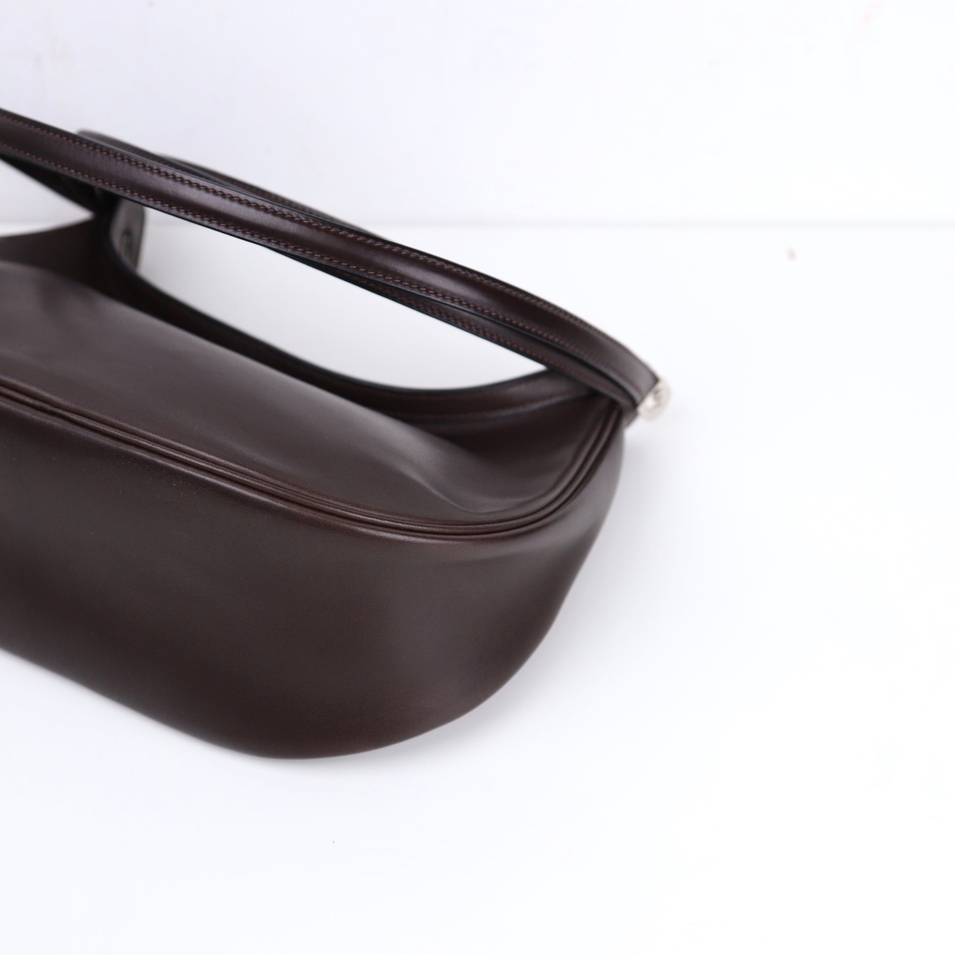 Hermès Caporal Handbag in Evercalf Ebene,corner 4