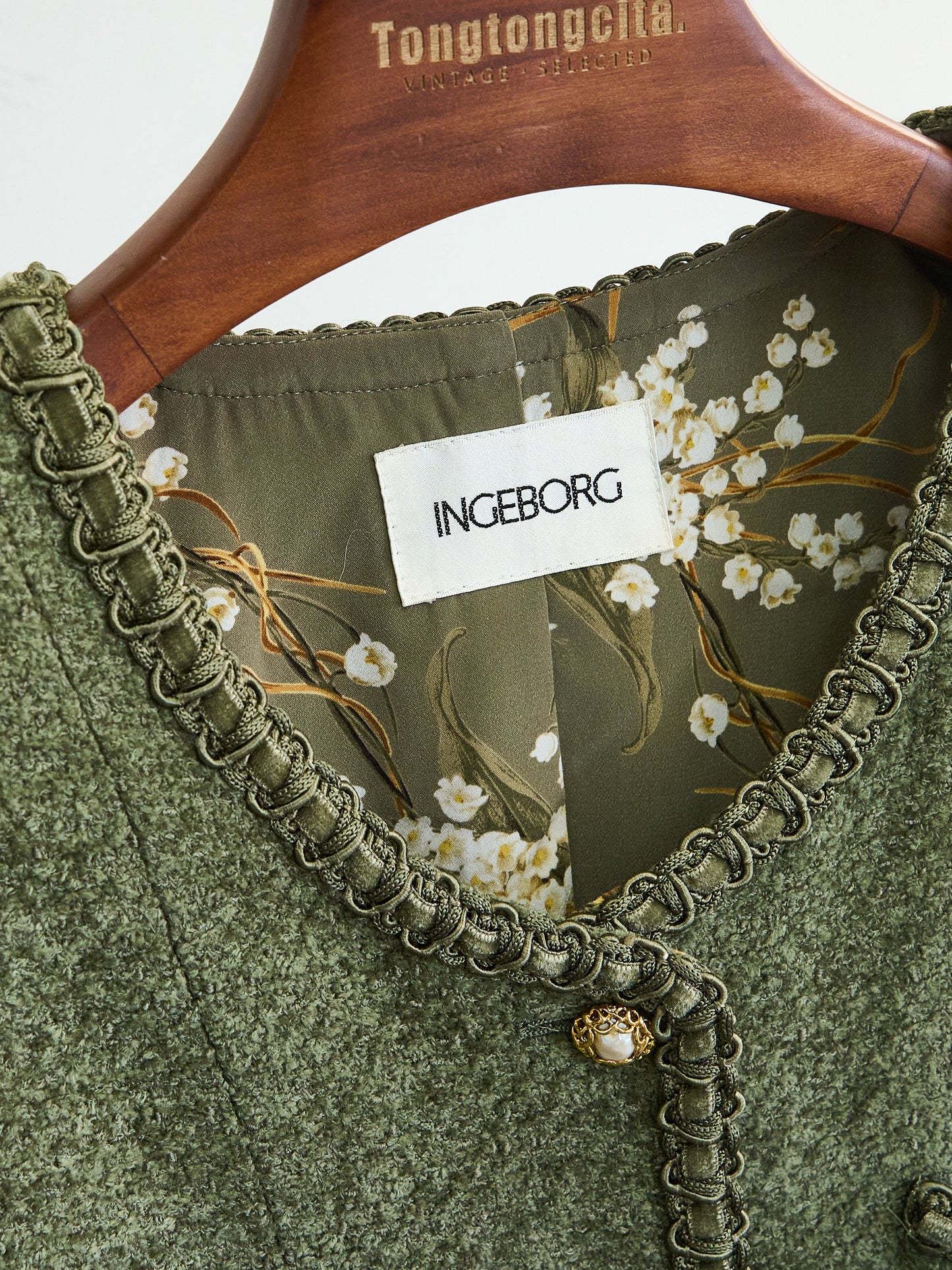 Ingeborg| 90s Tweed Jacket  Green Fake pearl button