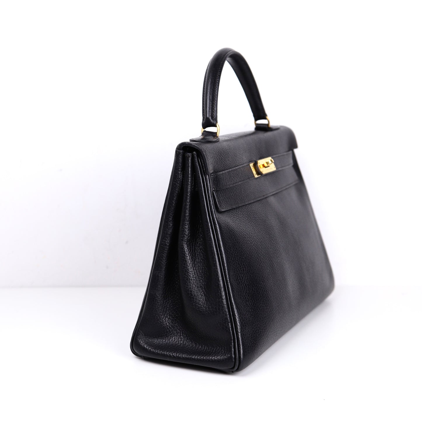Hermes Kelly 32 Handbag in Vachette Ardennes  Black 1991，right view 