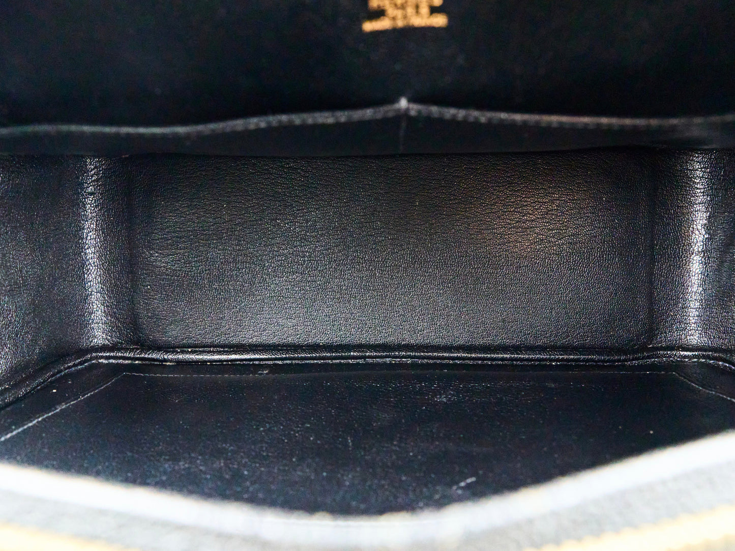 Hermes｜ Plume32 Black Coromandel Cherve