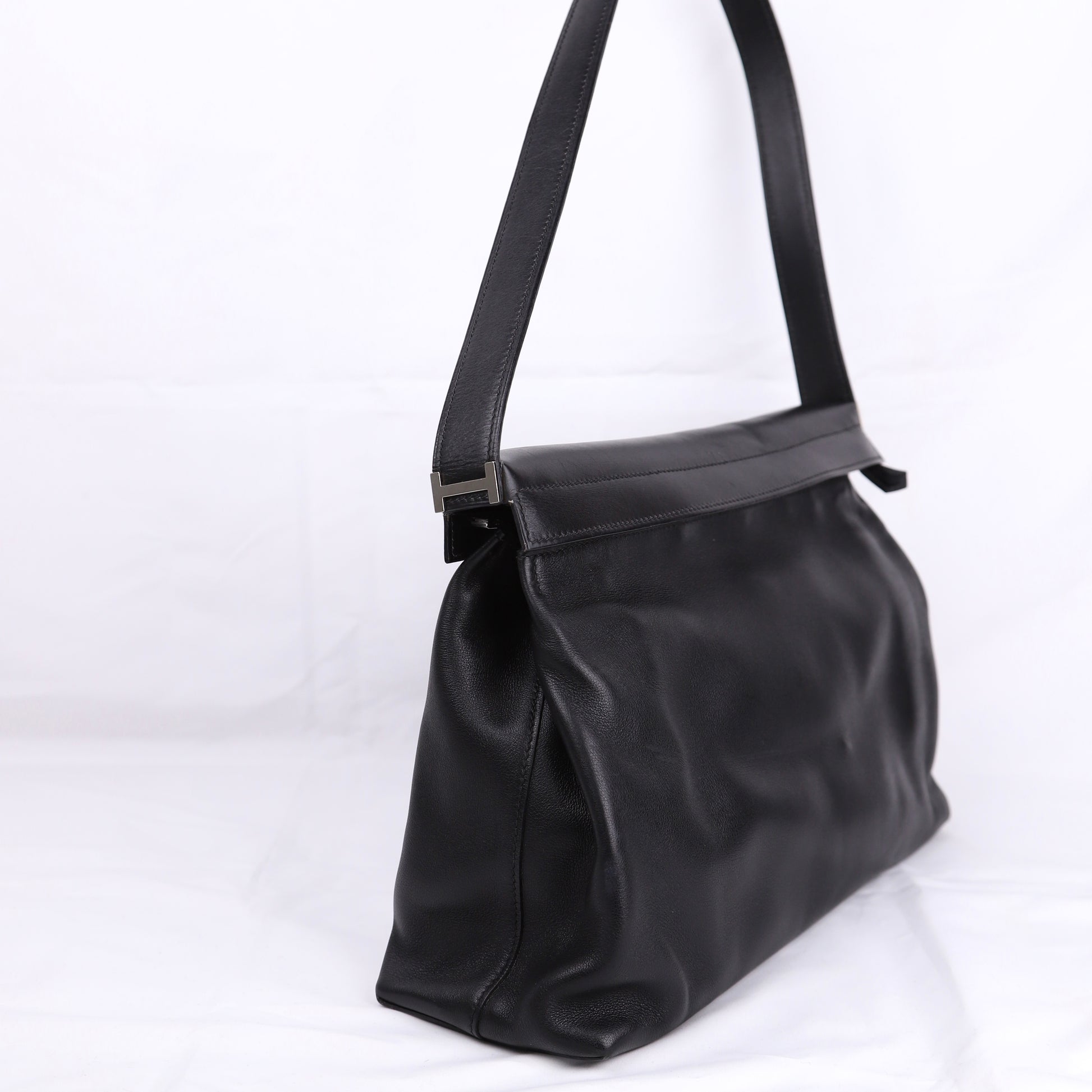 Hermes Yeoh Bag Shoulder bag in Gulliver Black 2001, right side